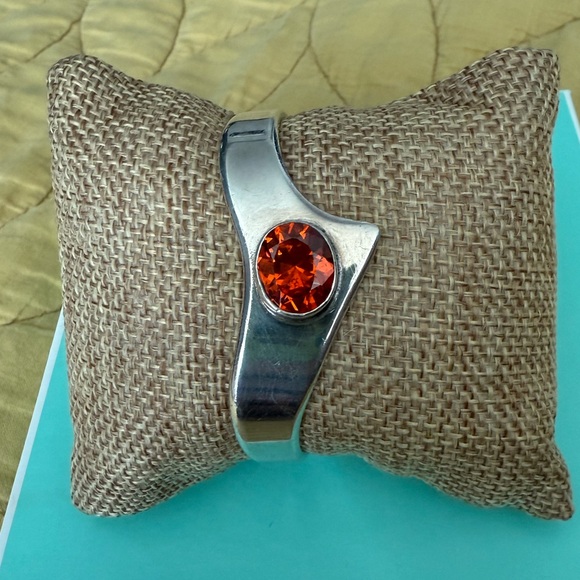 💎925 Silver Bracelet with a Beautiful Orange Gemstone 💎 - Picture 2 of 8